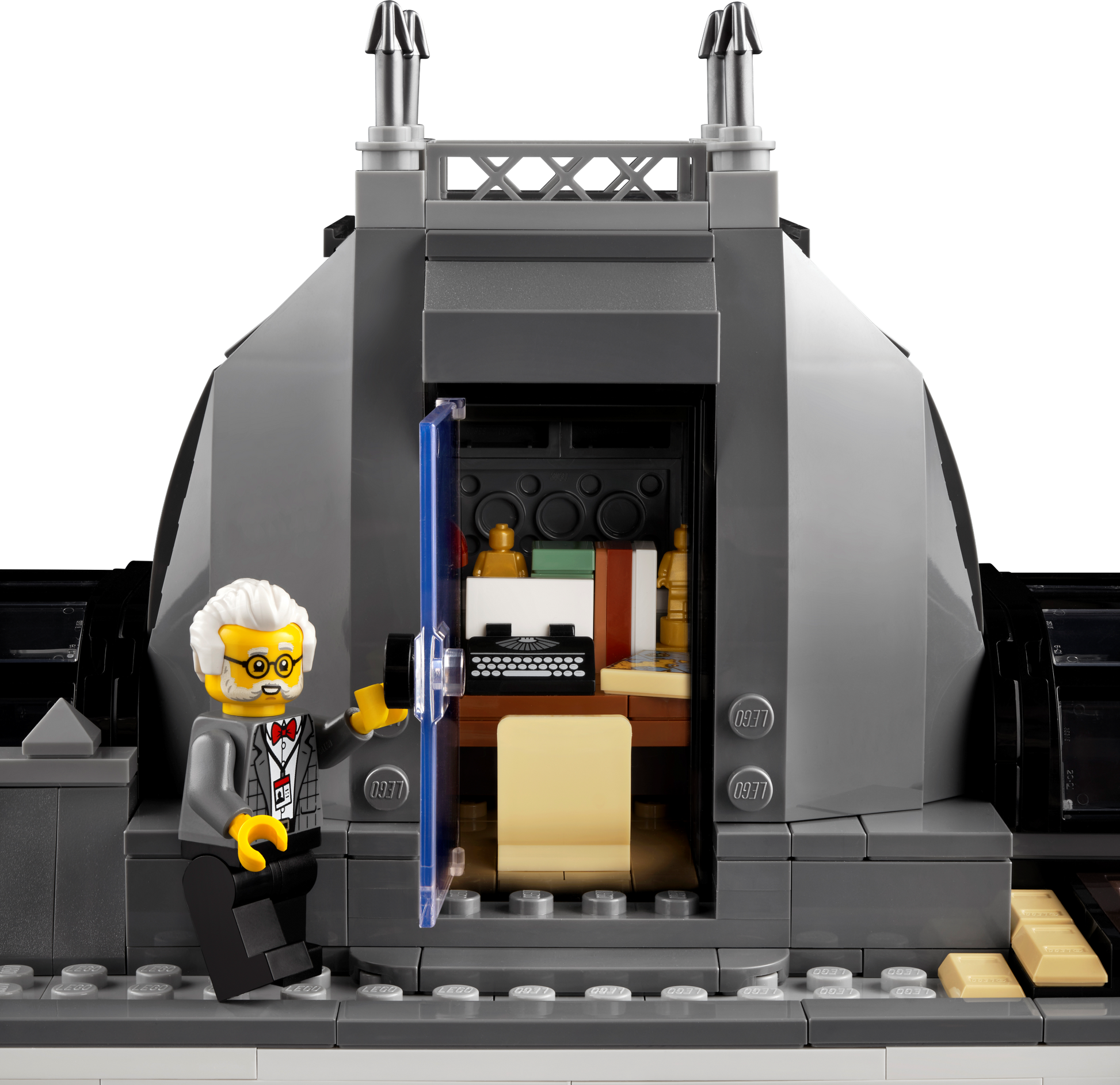 https://www.lego.com/cdn/cs/set/assets/blt48552b1979a1c8bc/10326_alt6.png